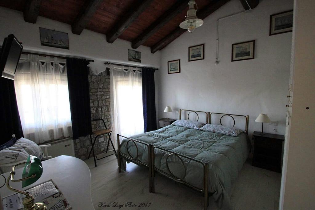 Albergo Julienne Arba Bagian luar foto