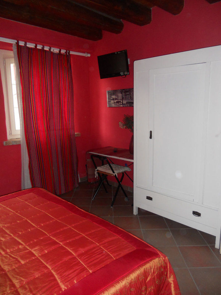Albergo Julienne Arba Bagian luar foto