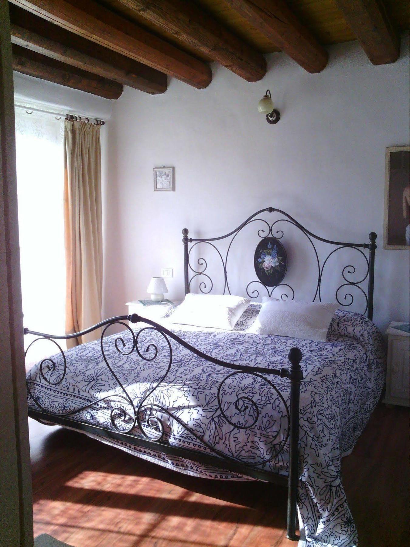 Albergo Julienne Arba Bagian luar foto