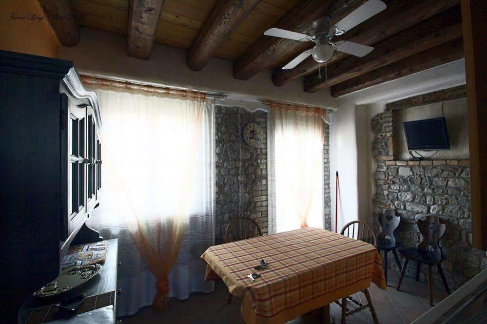 Albergo Julienne Arba Bagian luar foto